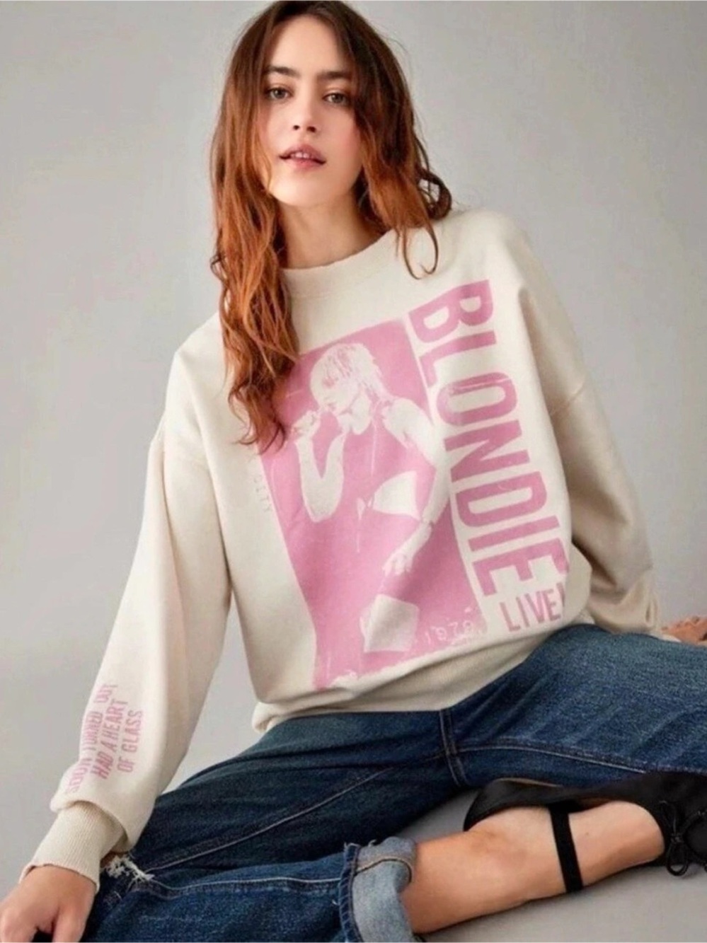 American Eagle AE Oversized Blondie Graphic Sweatshirt Cream & Pink XL